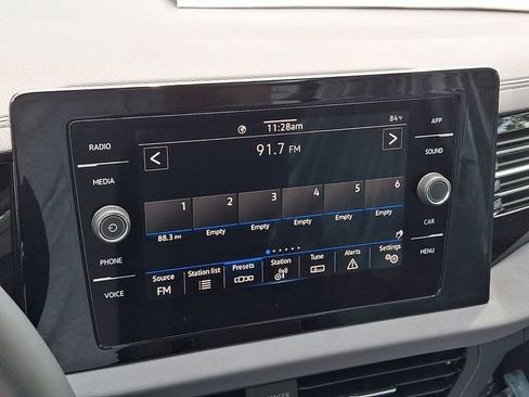 New 2026 Volkswagen Jetta SE FWD image 12