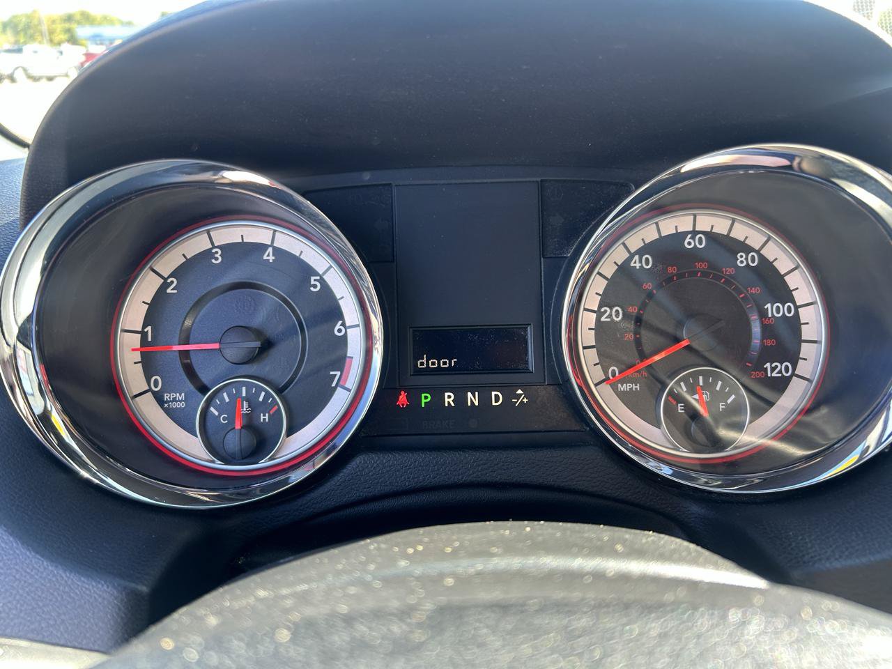 Used 2016 Dodge Grand Caravan SXT FWD image 19