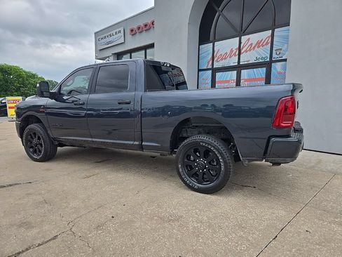 Used 2026 RAM 2500 Big Horn AWD/4WD image 6
