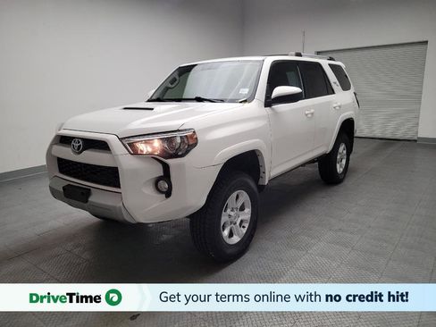 Used 2018 Toyota 4Runner TRD Off-Road AWD/4WD image 1