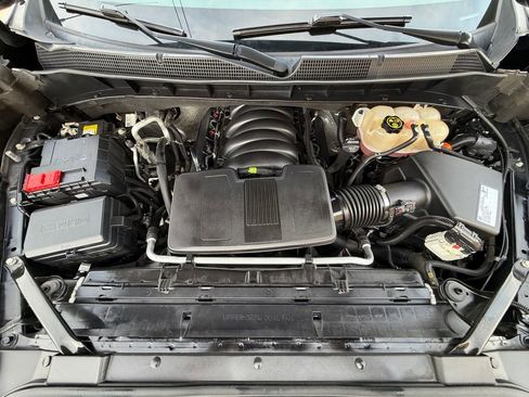 Used 2021 Chevrolet Silverado 1500 RST w/ Convenience Package II AWD/4WD image 9