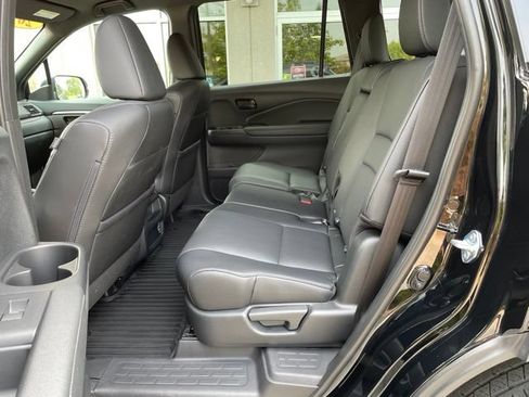 Used 2022 Honda Passport EX-L image 16