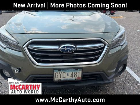 Used 2018 Subaru Outback 2.5i Touring AWD/4WD image 2