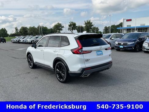 Used 2026 Honda CR-V Sport Touring image 4