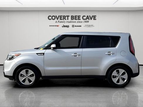 Used 2016 Kia Soul image 4