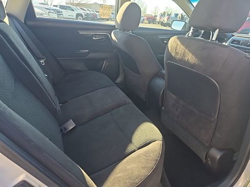 Used 2014 Nissan Altima 2.5 SV image 25