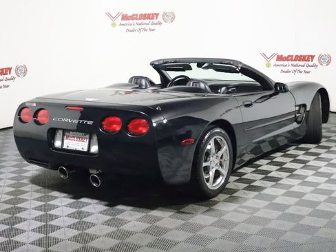 Used 2003 Chevrolet Corvette Convertible w/ Preferred Equipment Group1 RWD image 5