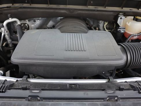Used 2021 Chevrolet Silverado 1500 LT Trail Boss w/ Convenience Package II AWD/4WD image 30