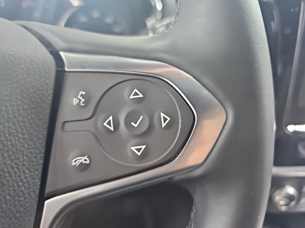 Certified 2023 Chevrolet Traverse LT FWD image 27