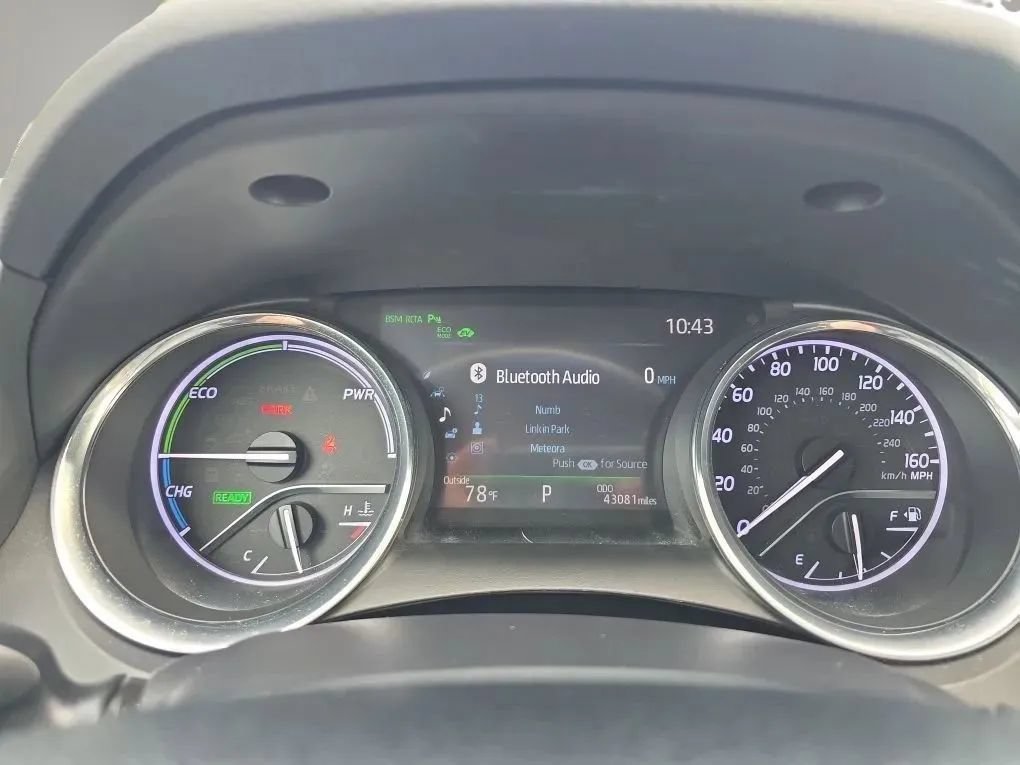 Used 2019 Toyota Camry XLE w/ Driver Assist Package FWD image 18