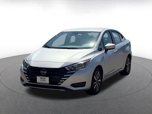 Used 2025 Nissan Versa SV FWD image 7