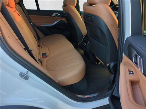 Used 2023 BMW X5 xDrive45e w/ Climate Comfort Package image 22