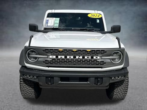 Used 2024 Ford Bronco Badlands w/ Sasquatch Package AWD/4WD image 2