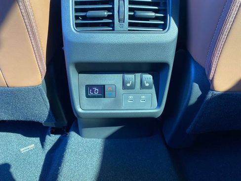 New 2026 Nissan Rogue Platinum w/ Platinum Premium Package image 18