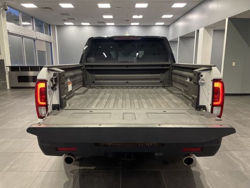 Used 2025 Honda Ridgeline Black Edition image 38