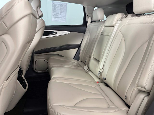 Used 2019 Lincoln Nautilus Premier AWD/4WD image 39