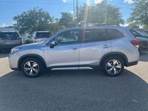 Used 2019 Subaru Forester Touring w/ Popular Package #3 AWD/4WD image 4