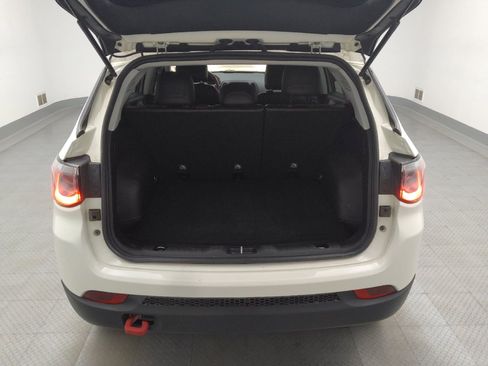 Used 2019 Jeep Compass Trailhawk AWD/4WD image 29