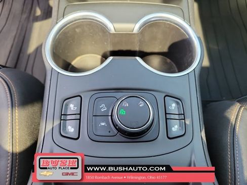 Used 2019 GMC Terrain SLT w/ Preferred Package AWD/4WD image 29