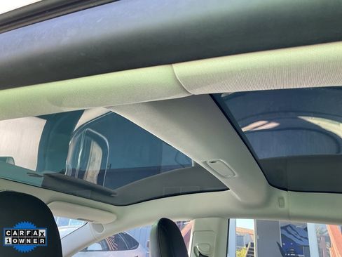 Used 2019 Tesla Model 3 Long Range image 31