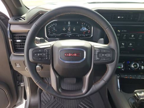 Used 2025 GMC Sierra 1500 AT4 w/ AT4 Premium Package AWD/4WD image 21