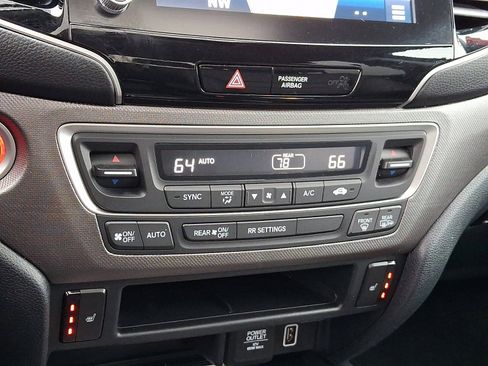 Used 2023 Honda Ridgeline RTL-E image 16