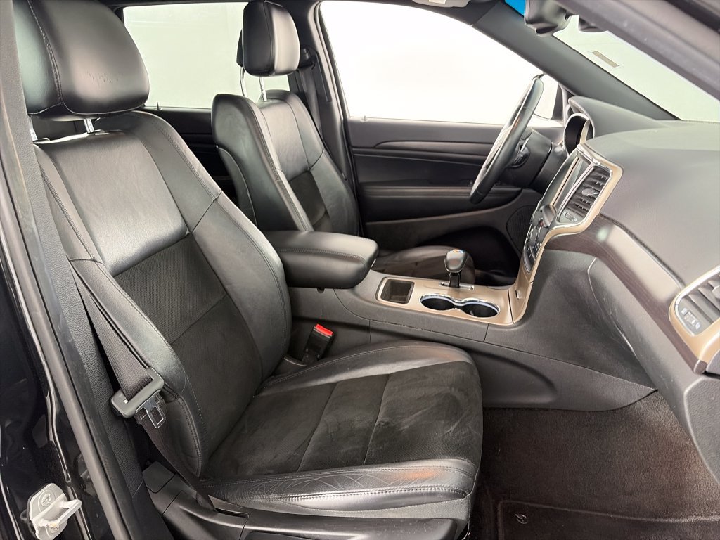 Used 2015 Jeep Grand Cherokee Altitude AWD/4WD image 30