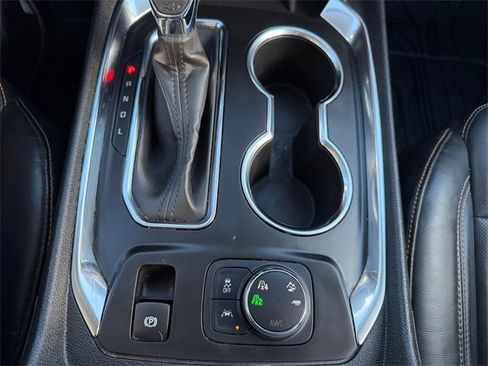 Used 2021 Chevrolet Traverse Premier w/ Redline Edition image 25