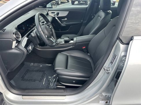 Certified 2023 Mercedes-Benz CLA 250 CLA 250 image 9