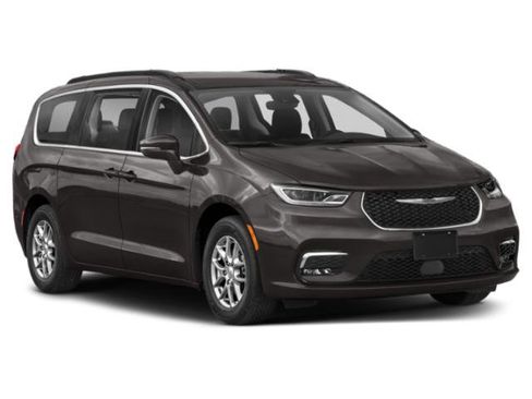 Certified 2021 Chrysler Pacifica Touring-L w/ Uconnect Theater Family Group image 6