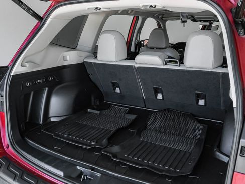 Used 2023 Subaru Forester Limited w/ Popular Package #2 image 46