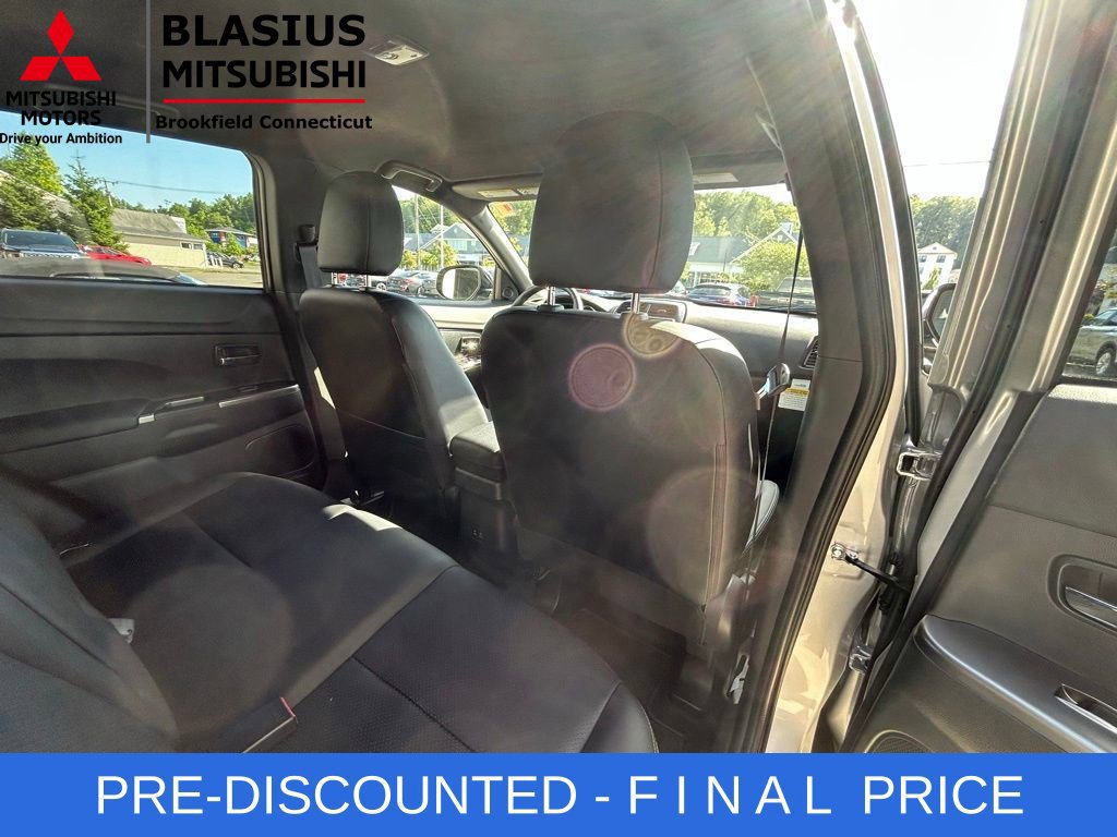 Used 2025 Mitsubishi Outlander Sport SEL AWD/4WD image 34