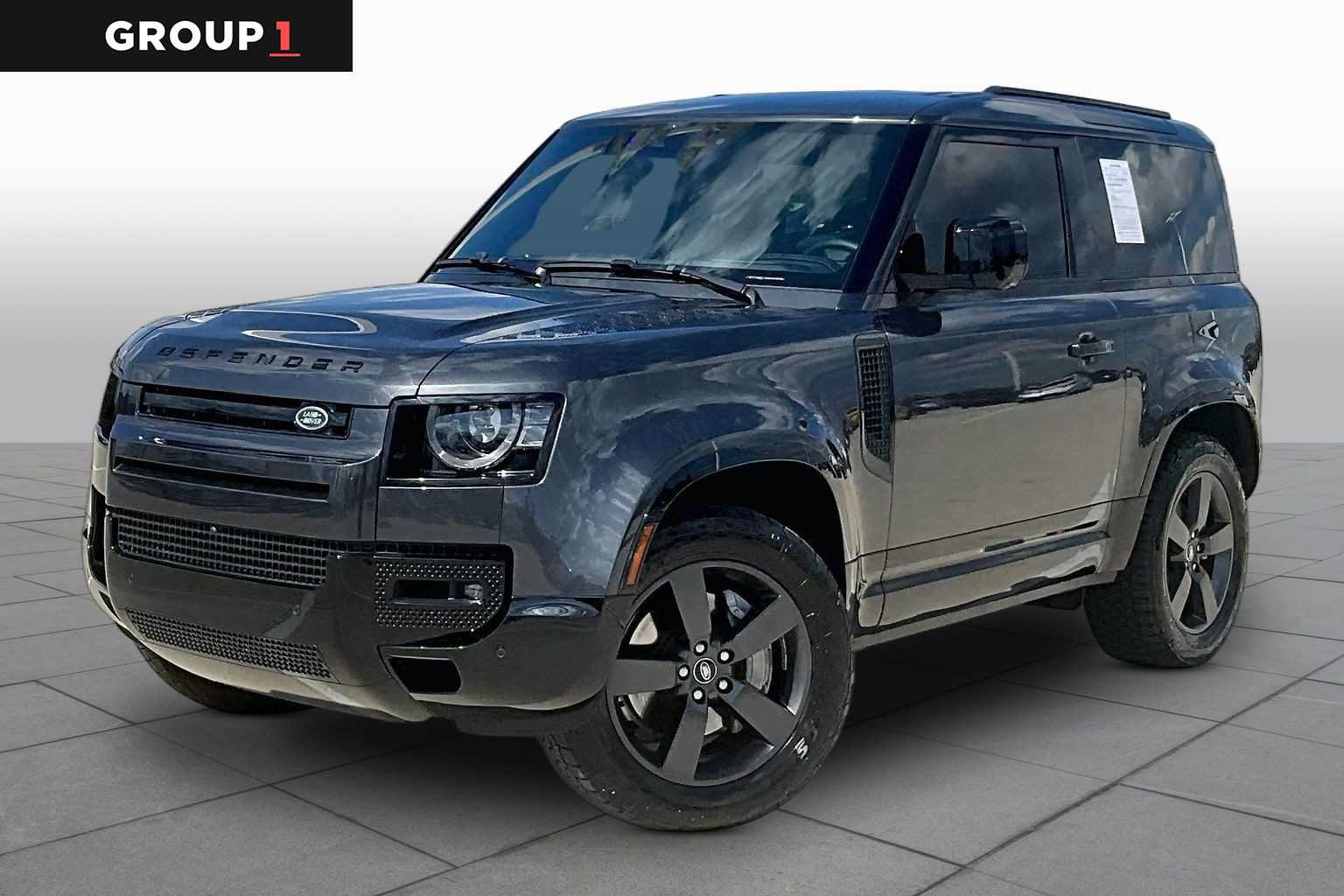 Used 2024 Land Rover Defender 90 X-Dynamic SE AWD/4WD image 1