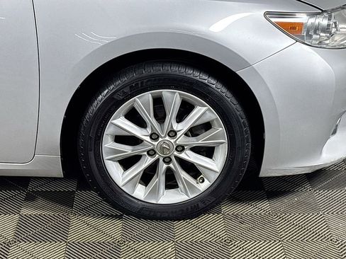 Used 2013 Lexus ES 300h w/ Premium Pkg FWD image 24