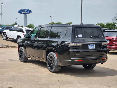 New 2026 Jeep Grand Wagoneer L Limited AWD/4WD image 3