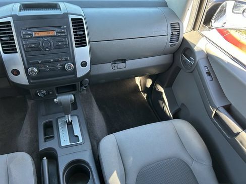 Used 2011 Nissan Xterra S AWD/4WD image 16