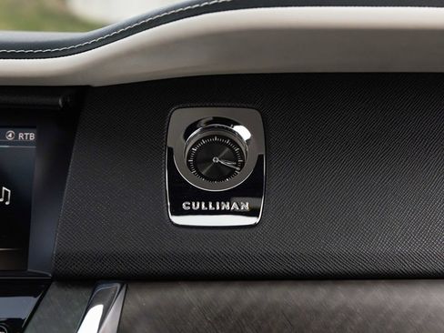 Certified 2019 Rolls-Royce Cullinan image 80