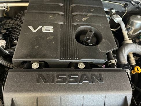 Used 2022 Nissan Frontier S RWD image 12