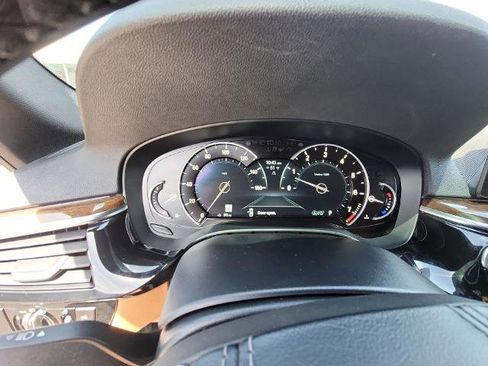 Used 2019 BMW 540i w/ Convenience Package RWD image 11