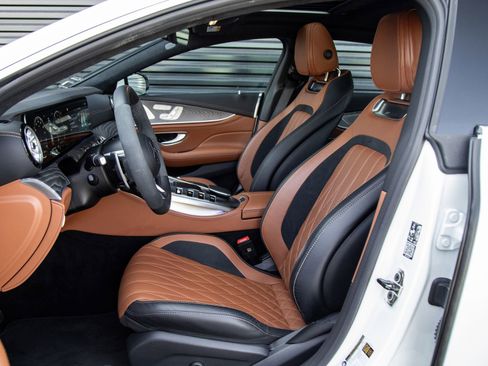 Used 2023 Mercedes-Benz AMG GT 43 image 5