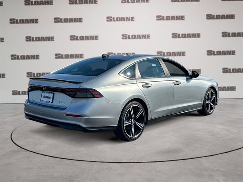 Used 2024 Honda Accord Sport image 5