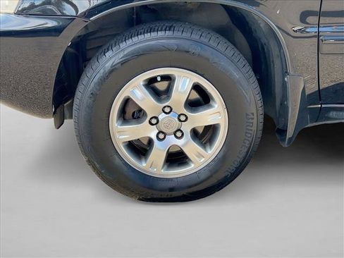 Used 2004 Toyota Highlander 2WD V6 image 24