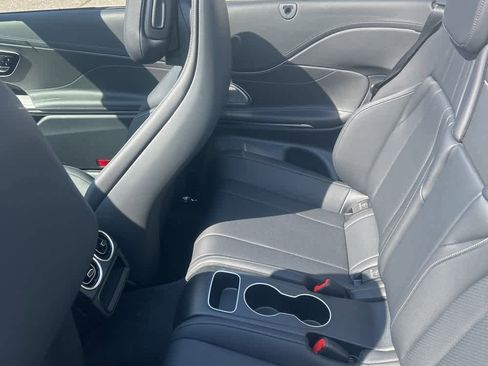 Certified 2024 Mercedes-Benz CLE 450 4MATIC Cabriolet image 12