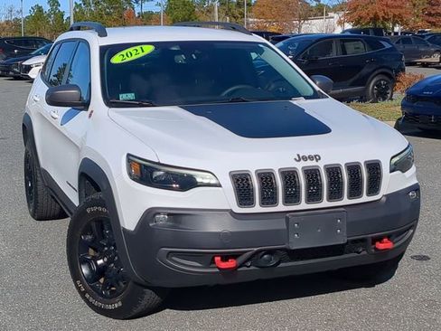 Used 2021 Jeep Cherokee Trailhawk w/ Premium Leather Package image 2
