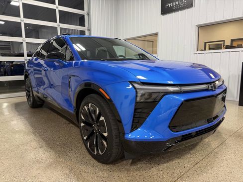 Used 2024 Chevrolet Blazer EV RS image 41