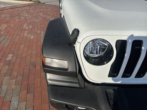 Used 2022 Jeep Wrangler Unlimited Sport image 20