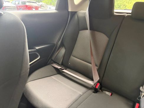 Used 2025 Kia Soul LX w/ LX Technology Package FWD image 37