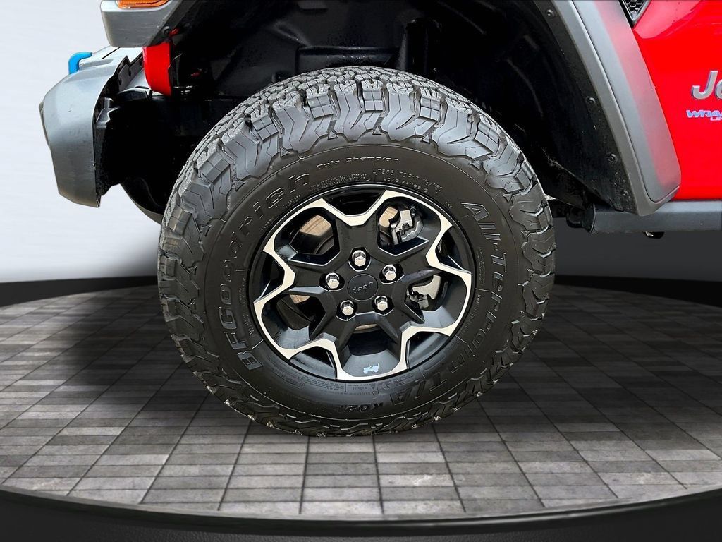Used 2021 Jeep Wrangler Unlimited Rubicon 4xe w/ Cold Weather Group AWD/4WD image 36