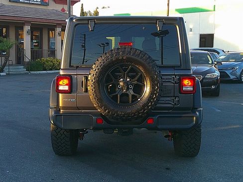 Used 2025 Jeep Wrangler Unlimited Sport S 4xe AWD/4WD image 7