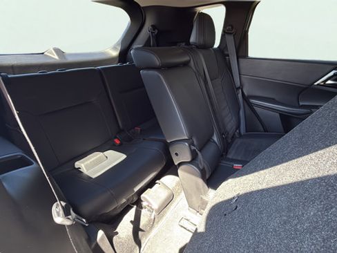 Used 2023 Mitsubishi Outlander SE FWD image 27